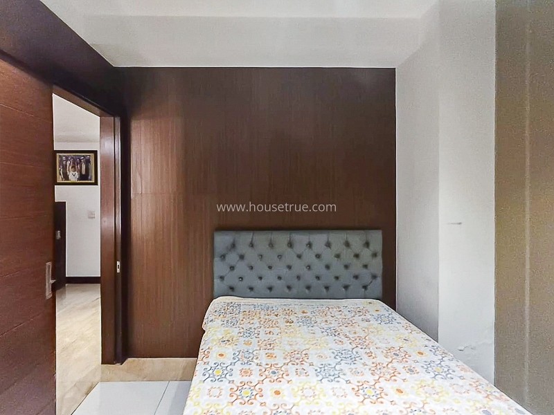 6 BHK Duplex For Rent in Pamposh Enclave