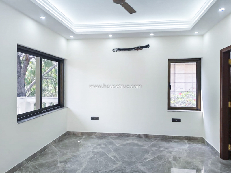 4 BHK Flat For Rent in Vasant Vihar