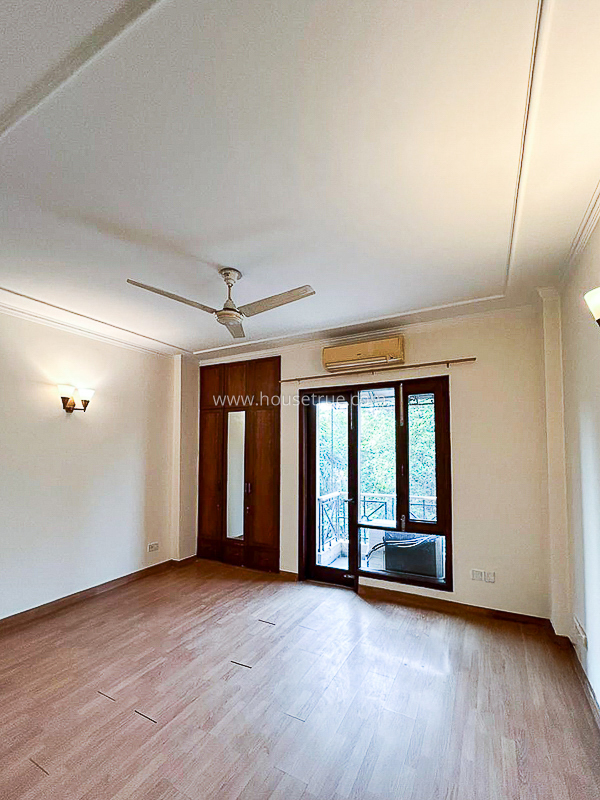 4 BHK Flat For Rent in Greater Kailash Part 1