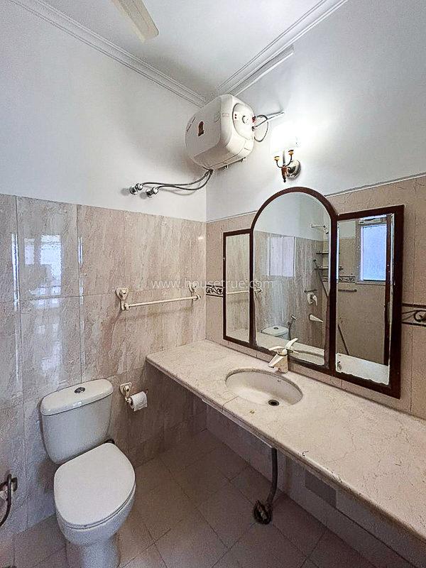 4 BHK Flat For Rent in Greater Kailash Part 1