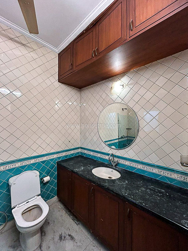 4 BHK Flat For Rent in Greater Kailash Part 1