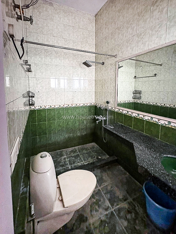 4 BHK Flat For Rent in Greater Kailash Part 1