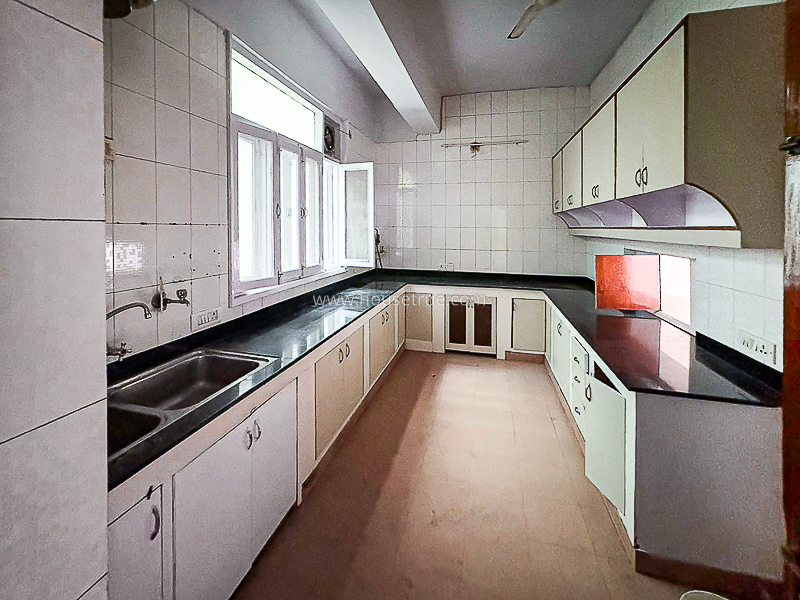 4 BHK Flat For Rent in Greater Kailash Part 1