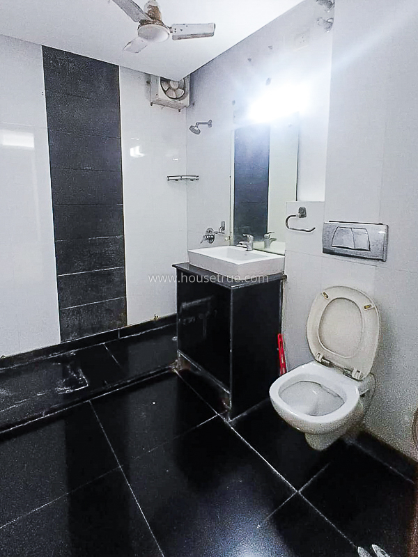 4 BHK Flat For Rent in Greater Kailash Part 1