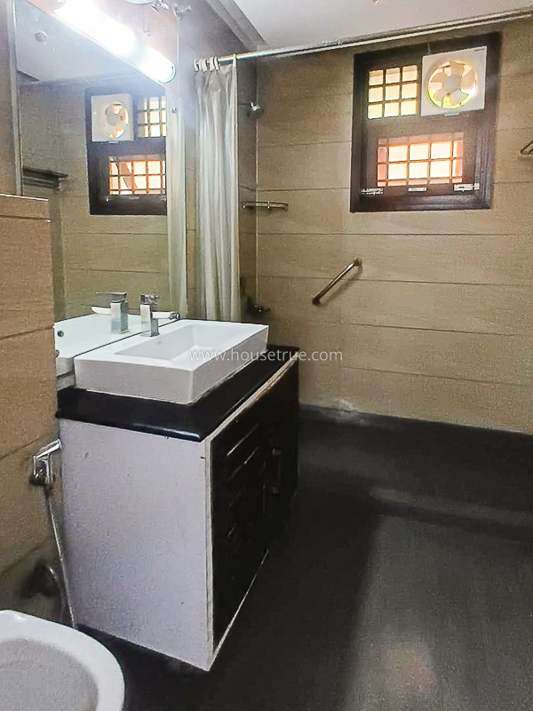 4 BHK Flat For Rent in Greater Kailash Part 1