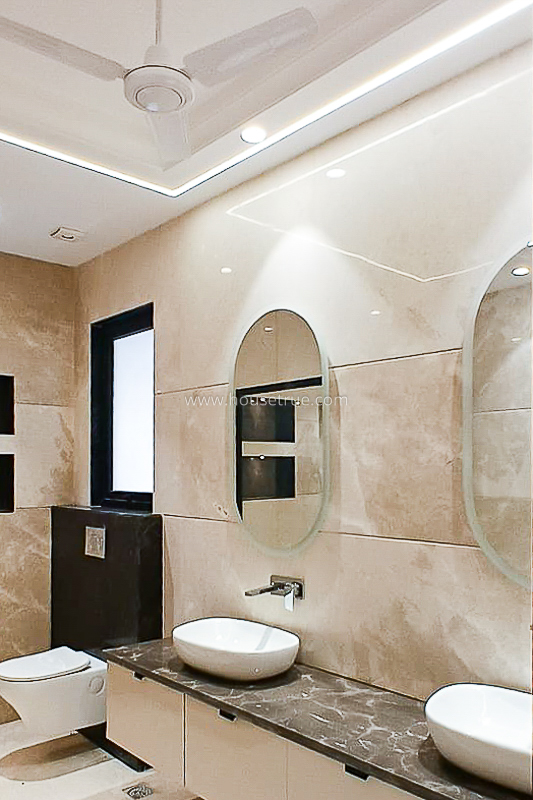 3 BHK Flat For Rent in Defence Colony