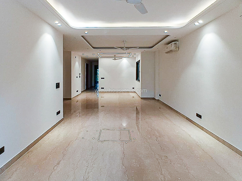 4 BHK Flat For Rent in Navjeevan Vihar