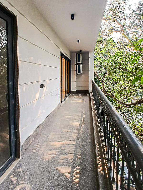 4 BHK Flat For Rent in Navjeevan Vihar