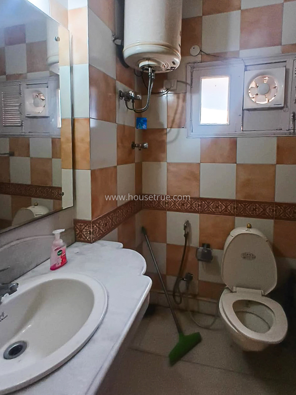 3 BHK Flat For Rent in Greater Kailash Part 1