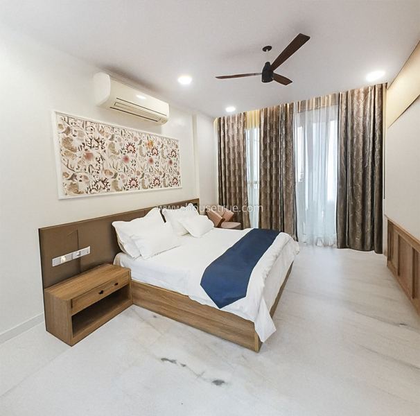 3 BHK Flat For Rent in Defence Colony