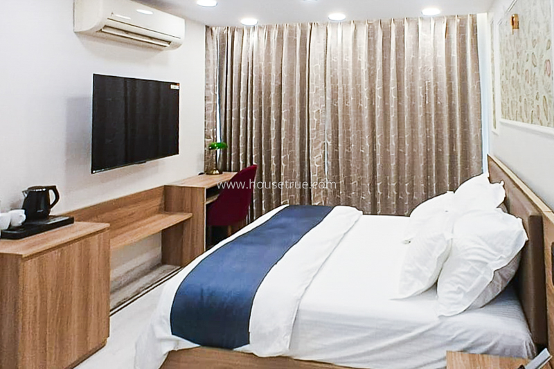 3 BHK Flat For Rent in Defence Colony