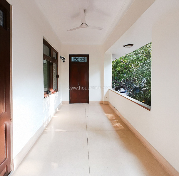 4 BHK Flat For Rent in Jangpura Extension