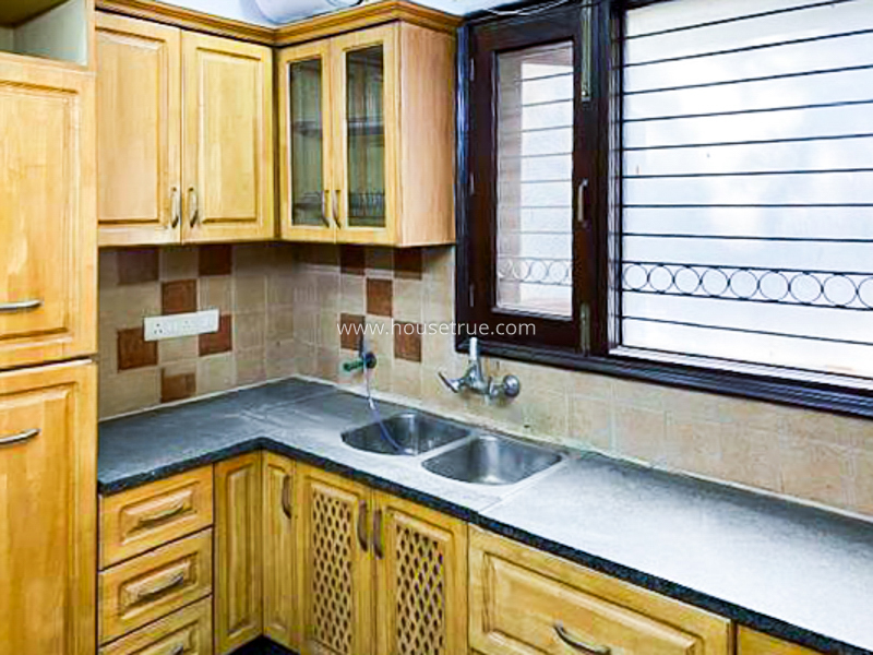 3 BHK Flat For Rent in Navjeevan Vihar