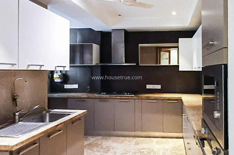 4 BHK Flat For Rent in Defence Colony