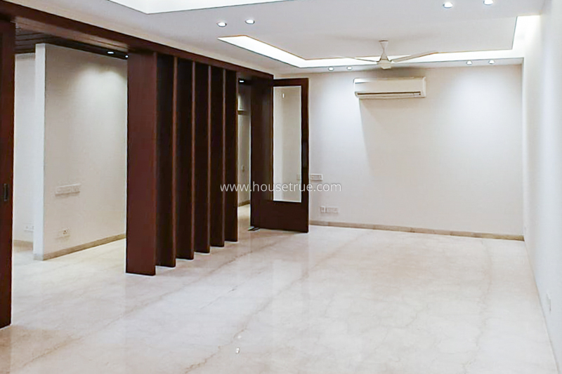 4 BHK Flat For Rent in Defence Colony