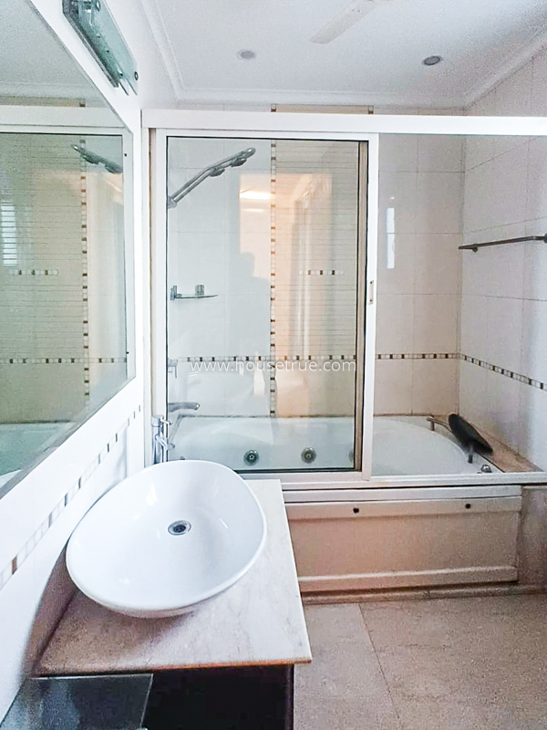 4 BHK Flat For Rent in Greater Kailash Part 2