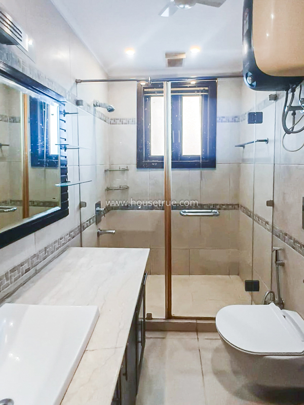 4 BHK Flat For Rent in Greater Kailash Part 2