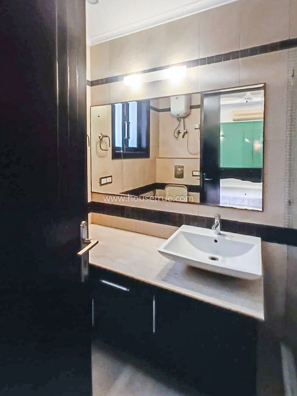 4 BHK Flat For Rent in Greater Kailash Part 2