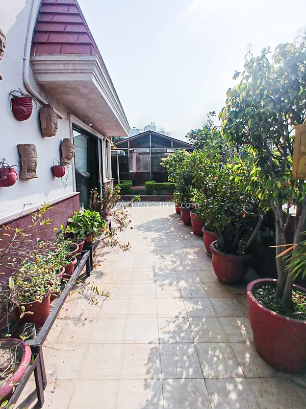 4 BHK Flat For Rent in Greater Kailash Part 2