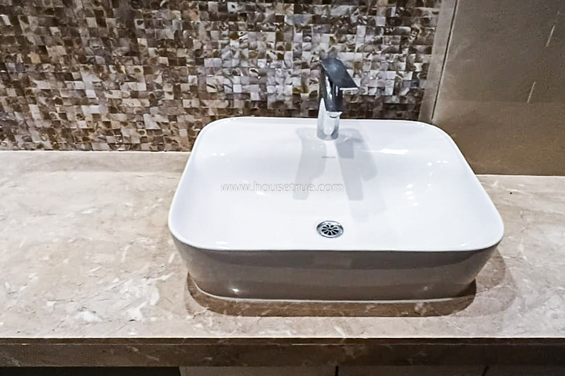 4 BHK Flat For Rent in Jangpura Extension