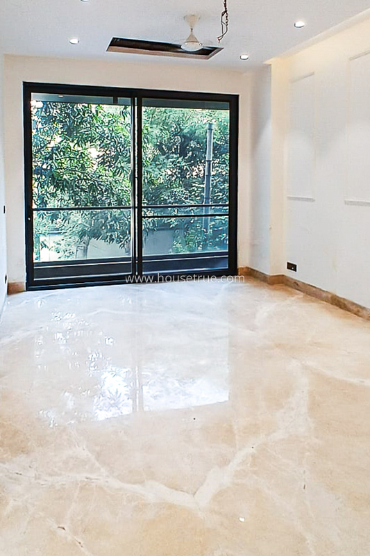 4 BHK Flat For Rent in Jangpura Extension