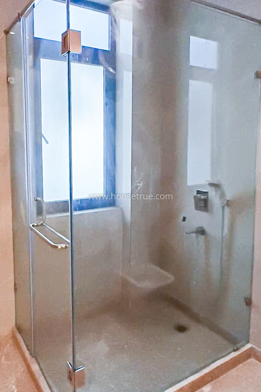 4 BHK Flat For Rent in Jangpura Extension
