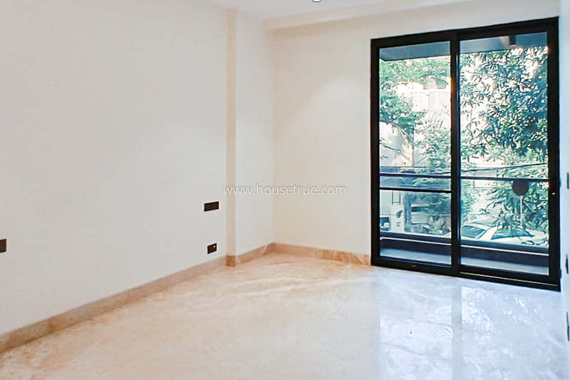 4 BHK Flat For Rent in Jangpura Extension