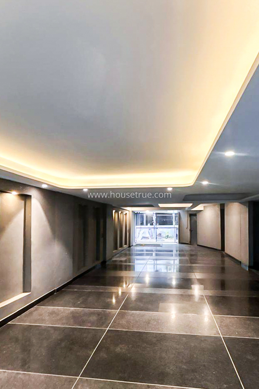 4 BHK Flat For Rent in Jangpura Extension