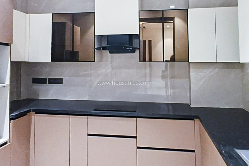 4 BHK Flat For Rent in Jangpura Extension