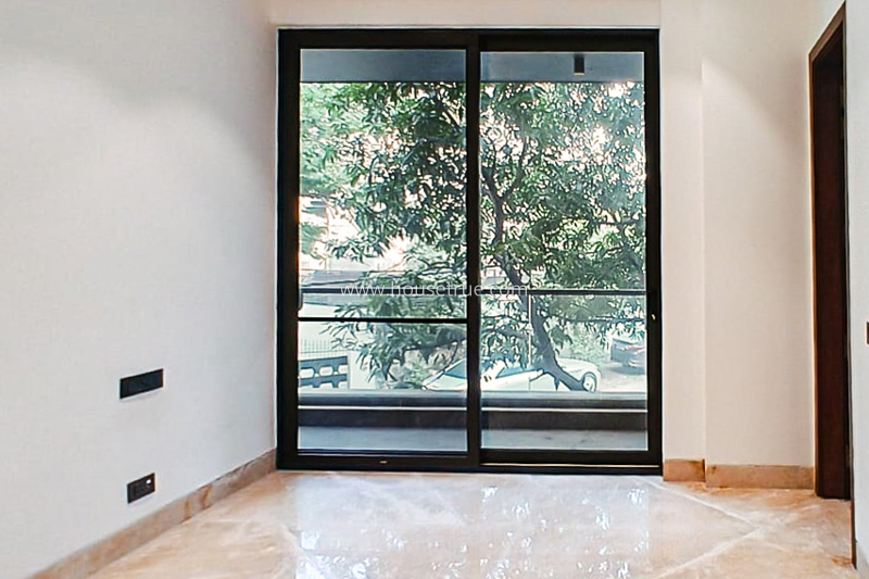 4 BHK Flat For Rent in Jangpura Extension