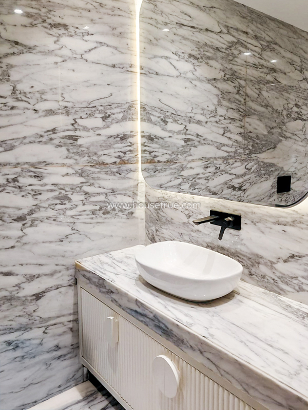 5 BHK House For Rent in May Fair Garden