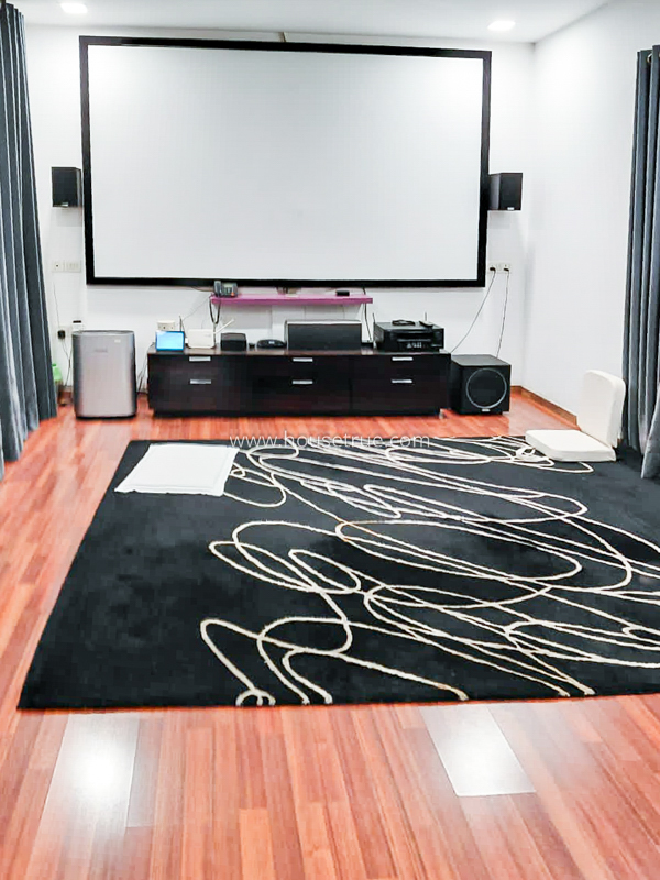 5 BHK House For Rent in May Fair Garden