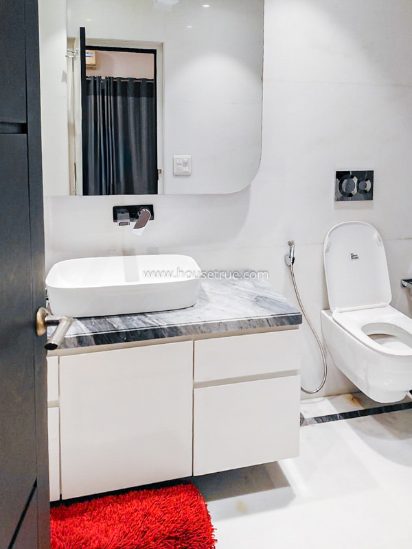 5 BHK House For Rent in May Fair Garden