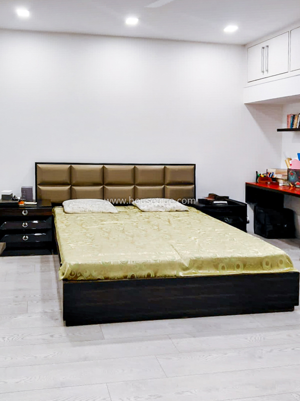 5 BHK House For Rent in May Fair Garden