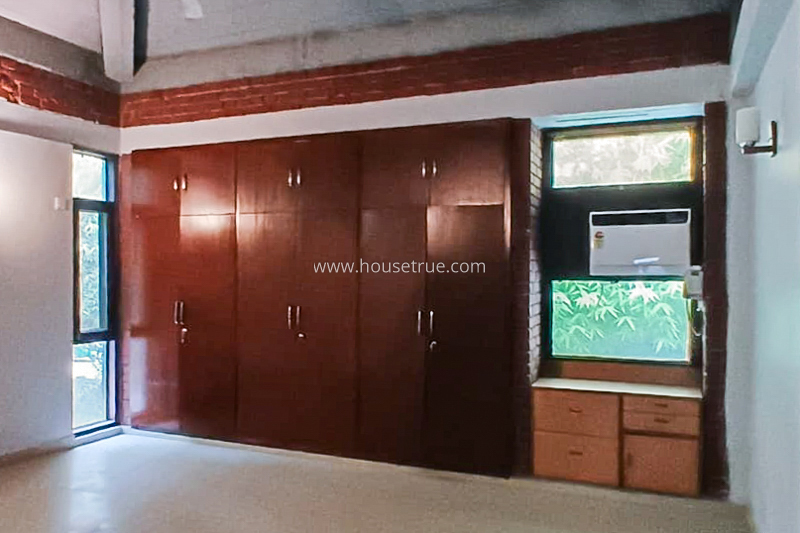 3 BHK Flat For Rent in Neeti Bagh