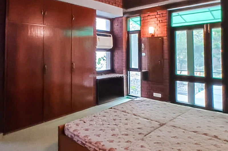 3 BHK Flat For Rent in Neeti Bagh