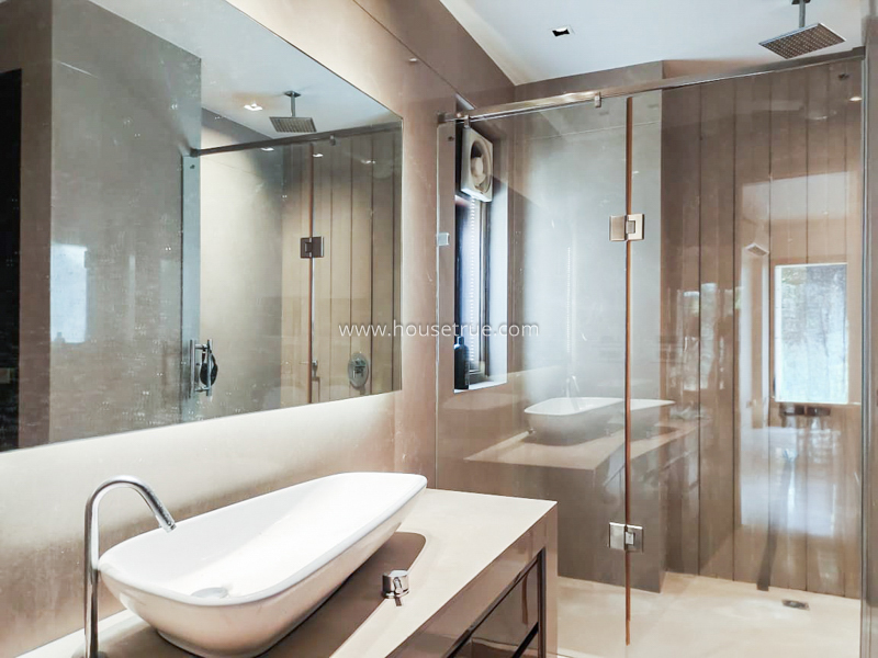 4 BHK Builder Floor For Rent in Vasant Vihar