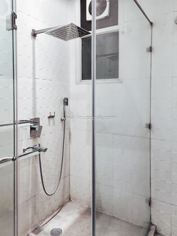 4 BHK House For Rent in Sarvapriya Vihar