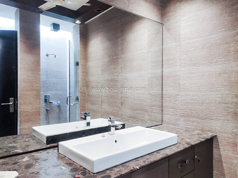 4 BHK House For Rent in Sarvapriya Vihar