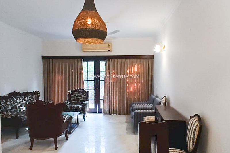 3 BHK Flat For Rent in Defence Colony