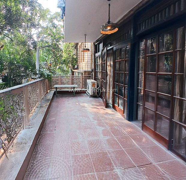 3 BHK Flat For Rent in Defence Colony