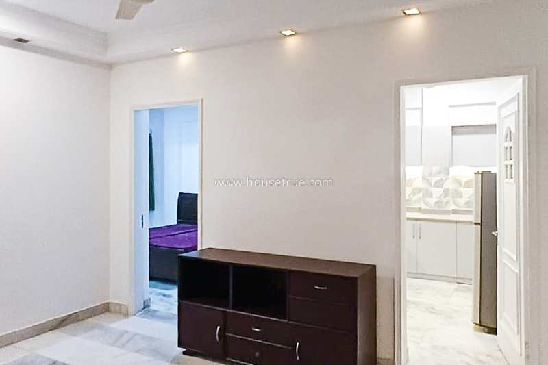 3 BHK Flat For Rent in Defence Colony
