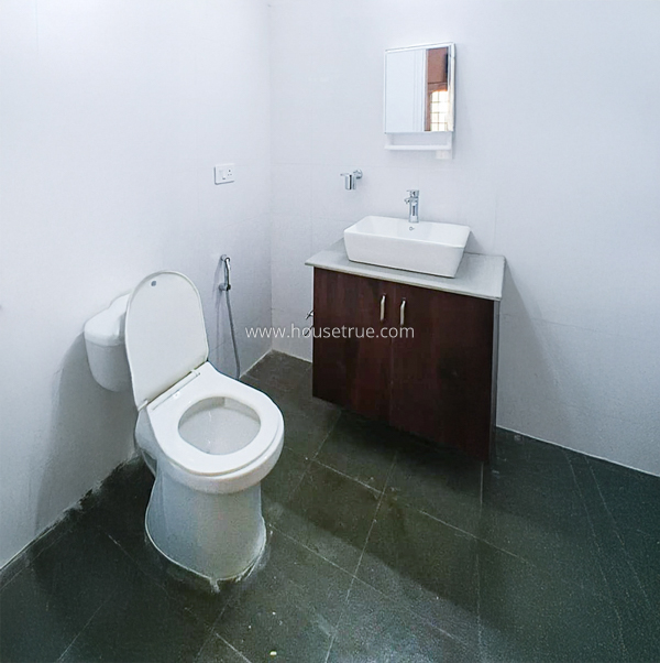 3 BHK Flat For Rent in Defence Colony