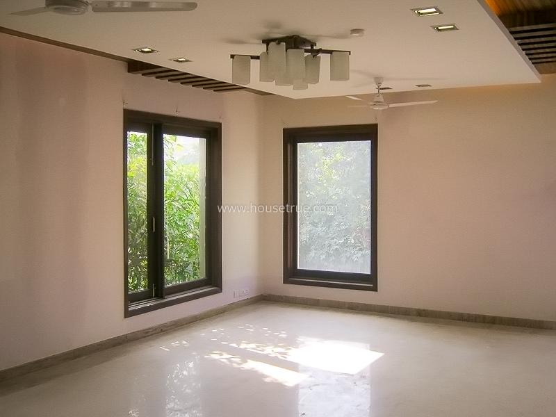 4 BHK Flat For Sale in Vasant Vihar