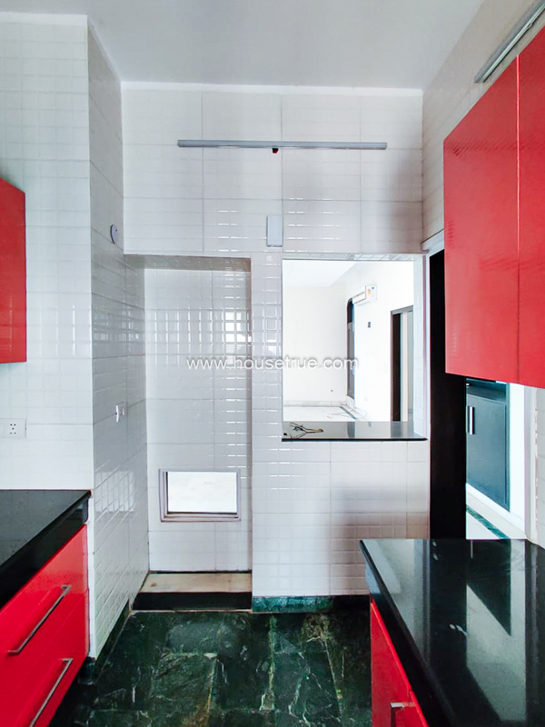 3 BHK Flat For Rent in Defence Colony