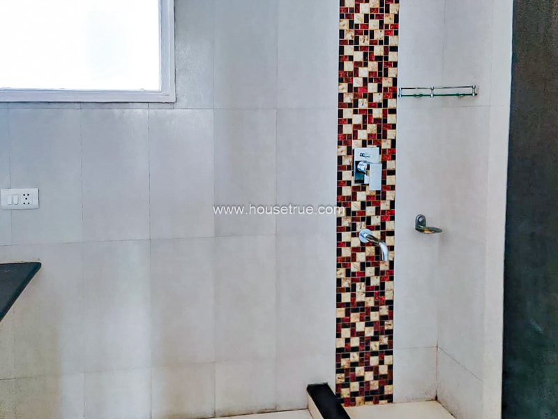 3 BHK Flat For Rent in Defence Colony