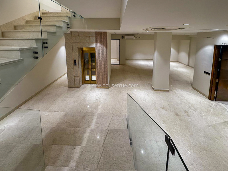 4 BHK Flat For Rent in Gulmohar Park