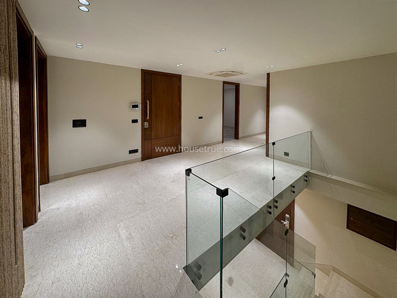 4 BHK Flat For Rent in Gulmohar Park