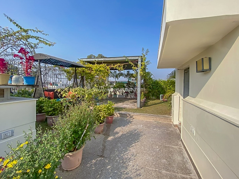 4 BHK Flat For Rent in Panchsheel Park