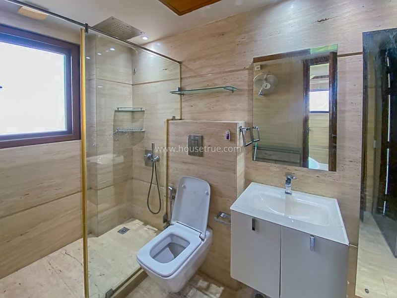 4 BHK Flat For Rent in Panchsheel Park